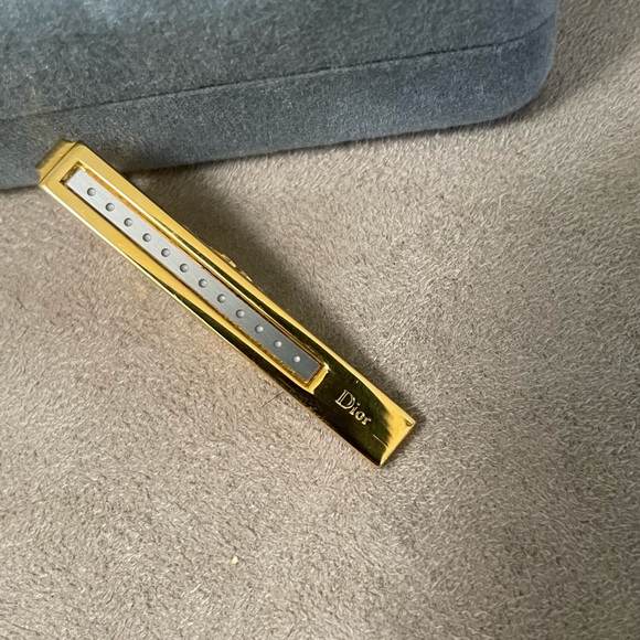 CHRISTIAN DIOR *Rare* 1990’s Vintage Two Toned Tie Clip / Scarf Clip - Picture 5 of 7